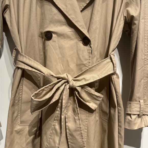 New! Zara trench coat - Picture 2 of 5